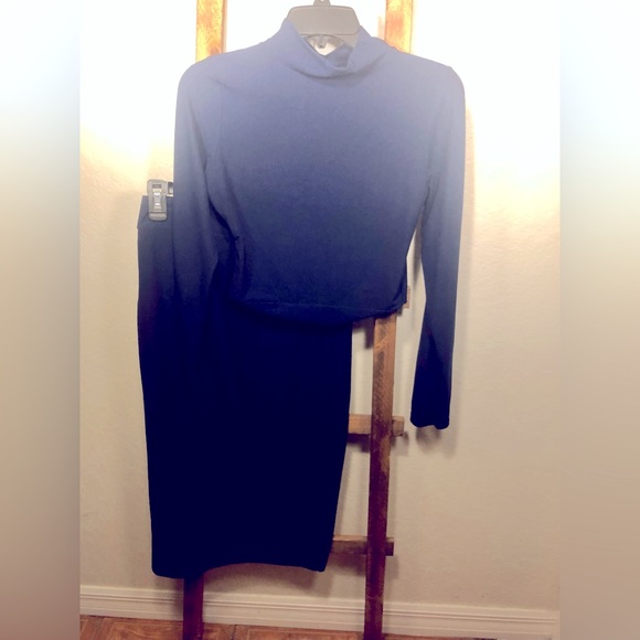 Two Piece Navy Blue Turtle Neck/Crop Top and Long Skirt Set Size Large - Picture 2 of 3